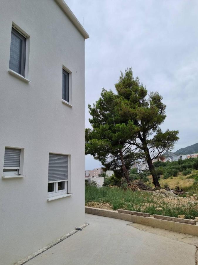 Apartmani Tolj Makarska Eksteriør billede