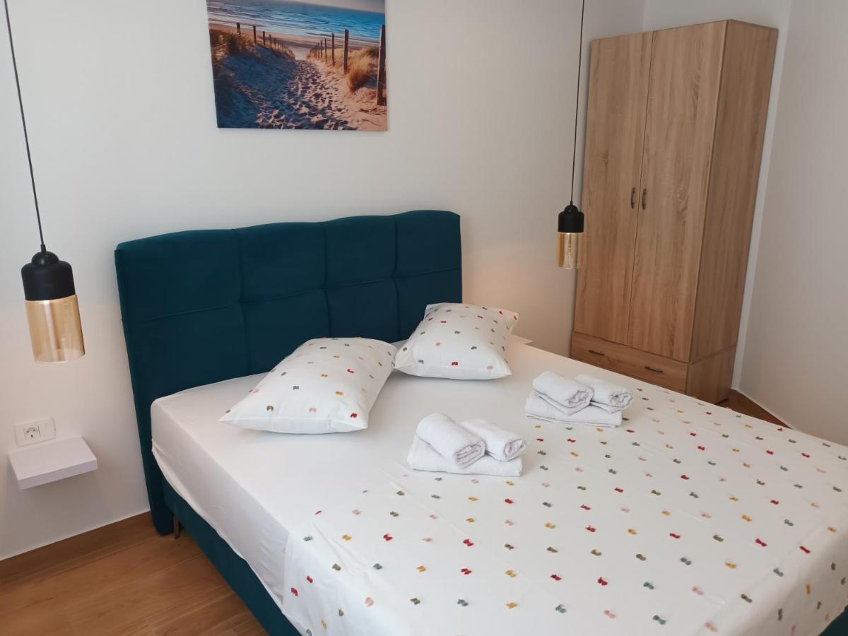 Apartmani Tolj Makarska Eksteriør billede