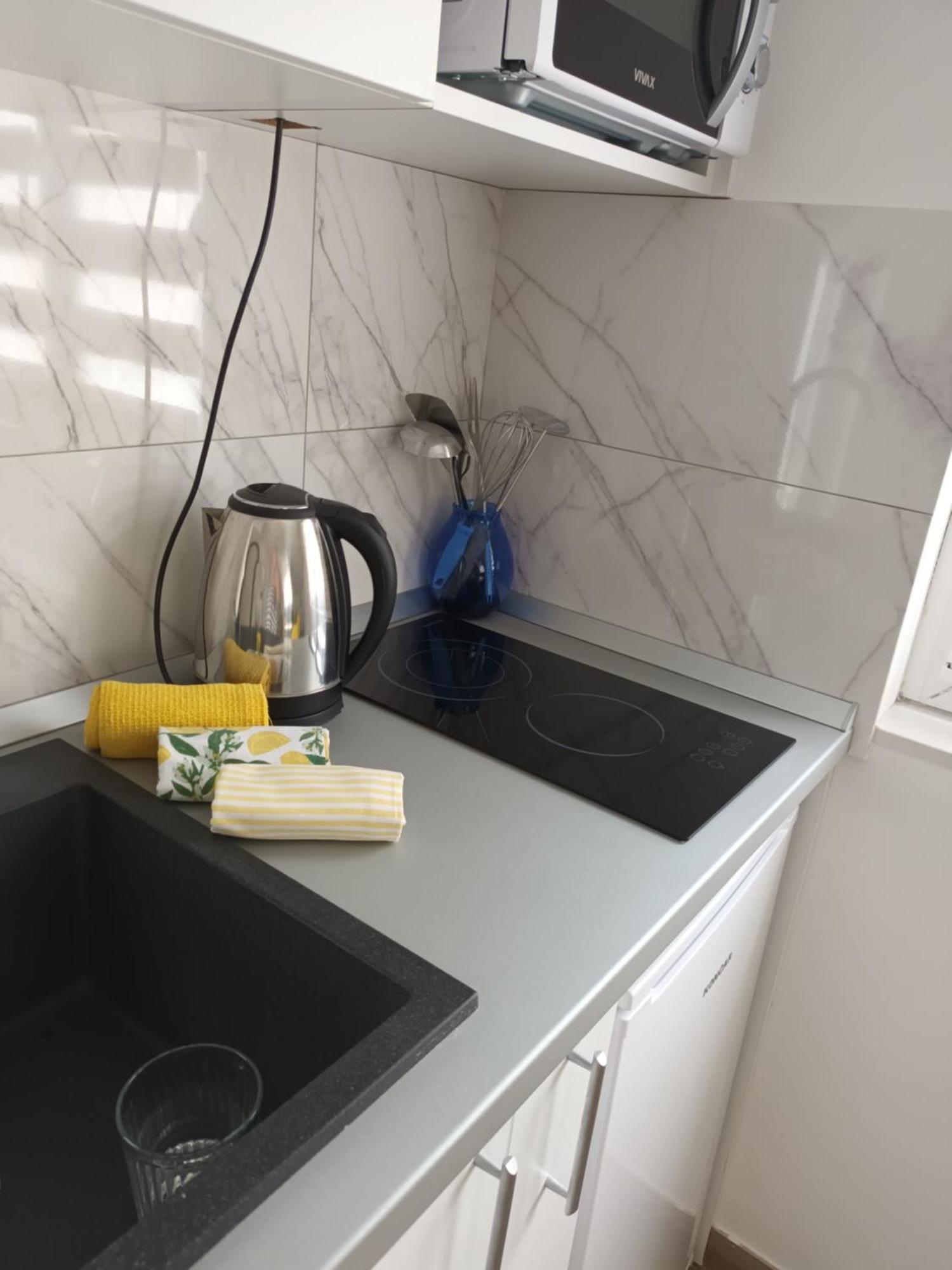 Apartmani Tolj Makarska Eksteriør billede